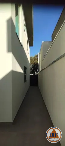 Casa à venda com 5 quartos, 302m² - Foto 12