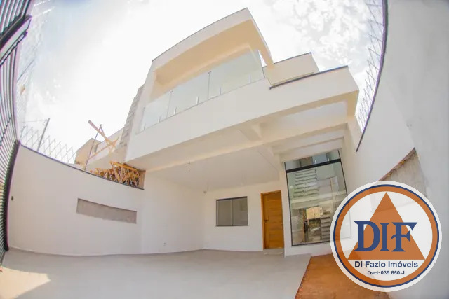 Casa, 3 quartos, 178 m² - Foto 1