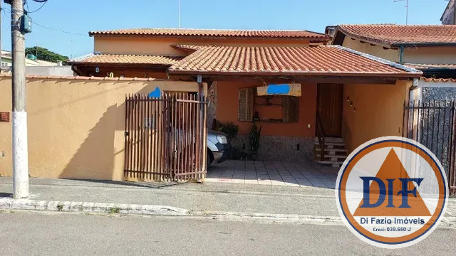 Casa, 3 quartos, 180 m² - Foto 1