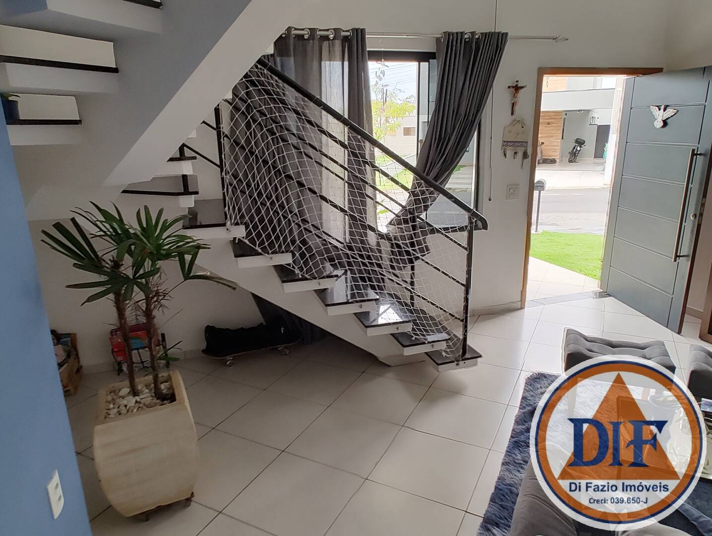 Casa à venda com 3 quartos, 215m² - Foto 9