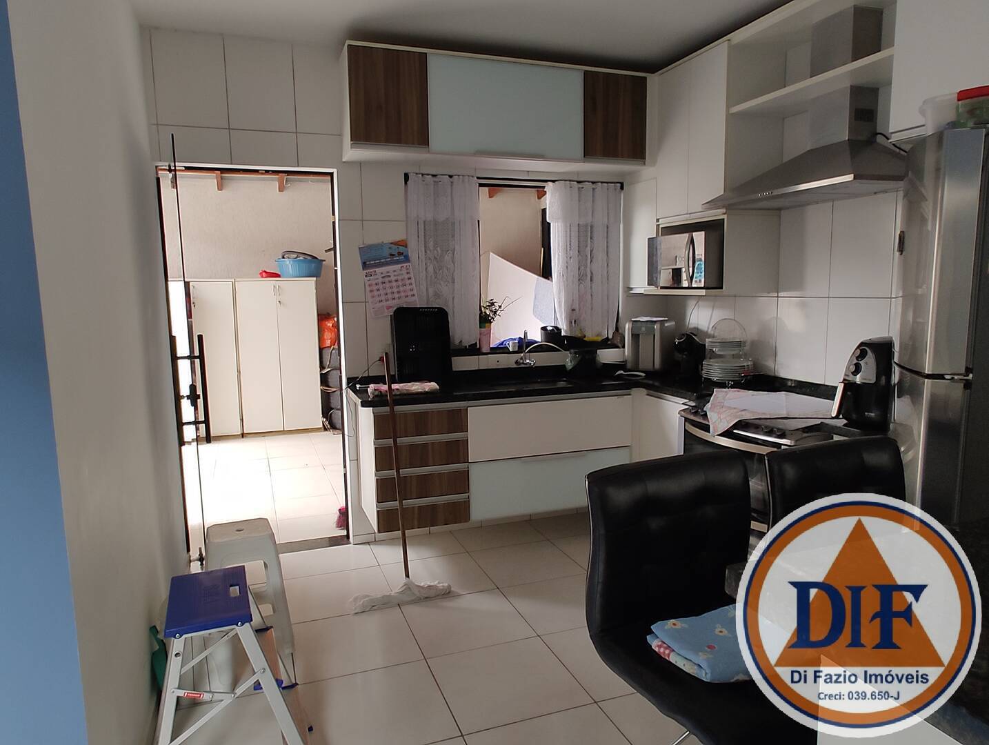 Casa à venda com 3 quartos, 215m² - Foto 11