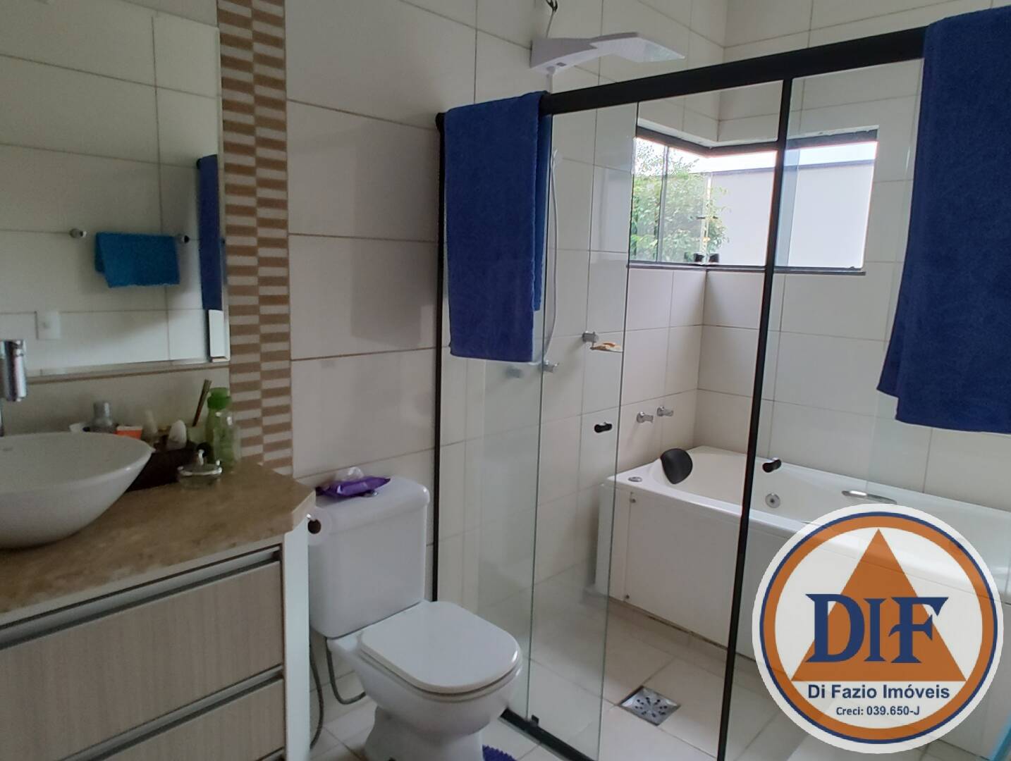 Casa à venda com 3 quartos, 215m² - Foto 27