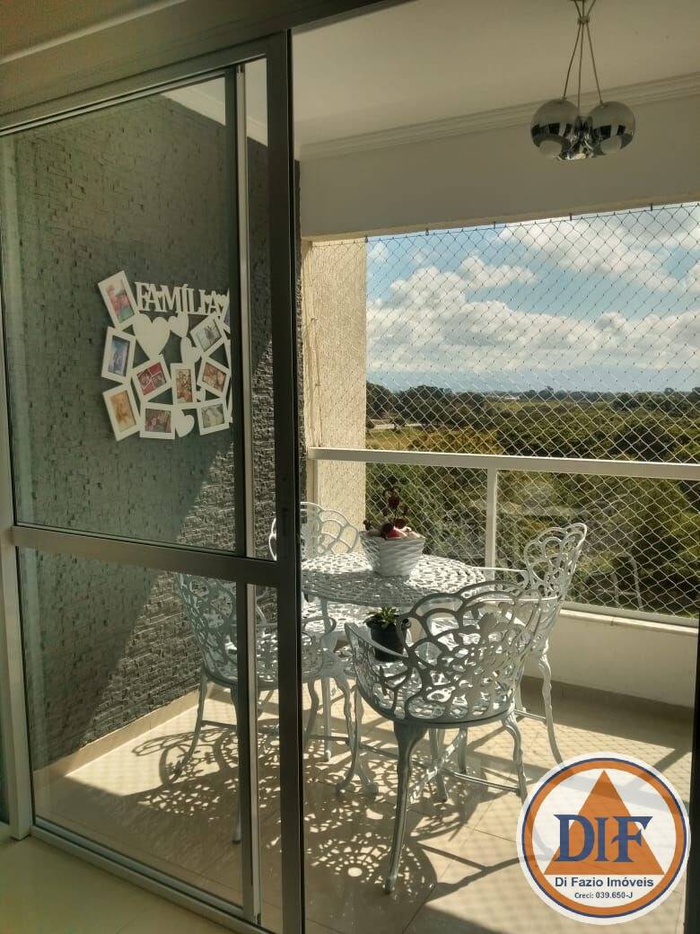 Apartamento à venda com 3 quartos, 146m² - Foto 2