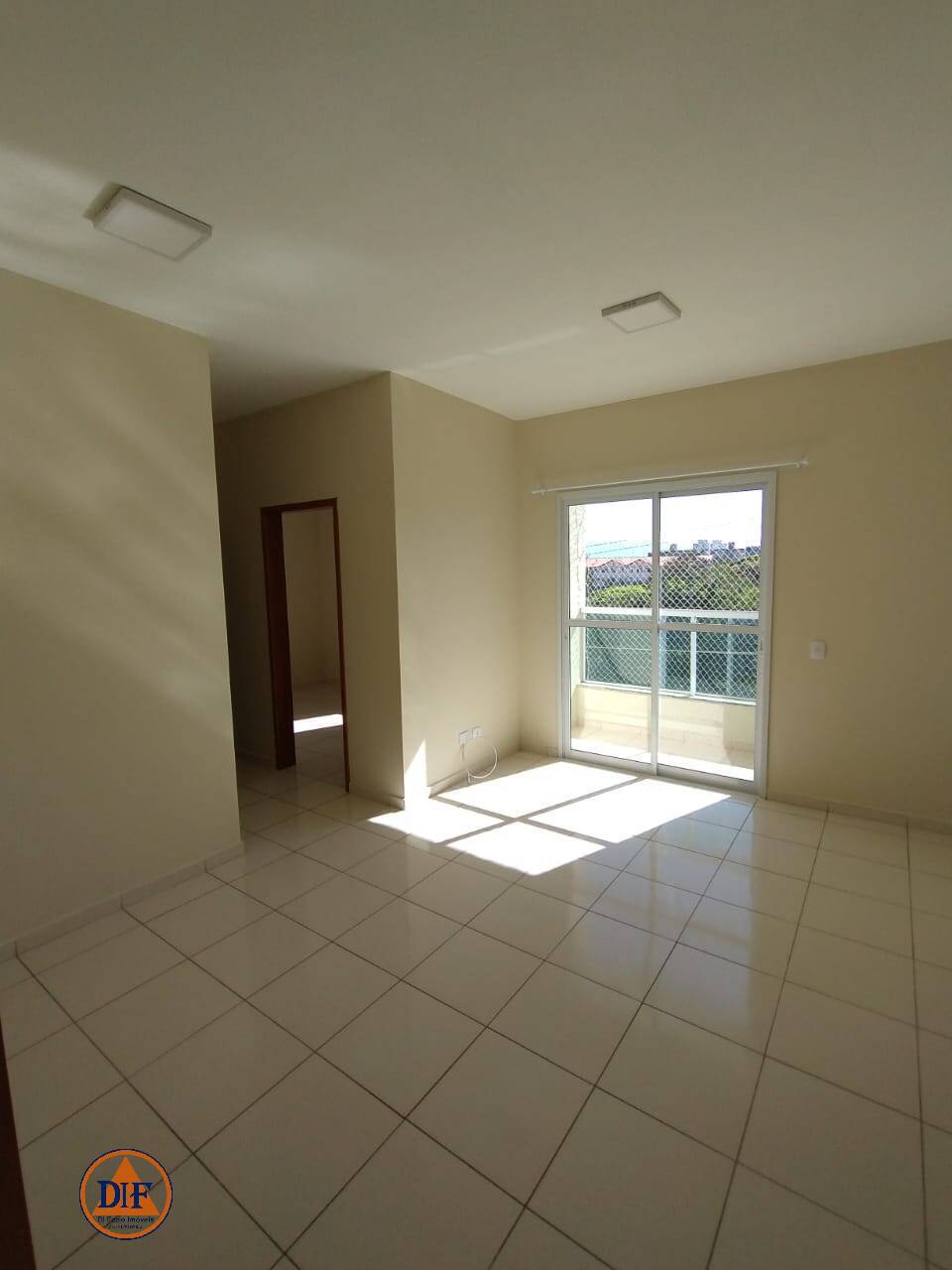 Apartamento à venda com 2 quartos, 63m² - Foto 1