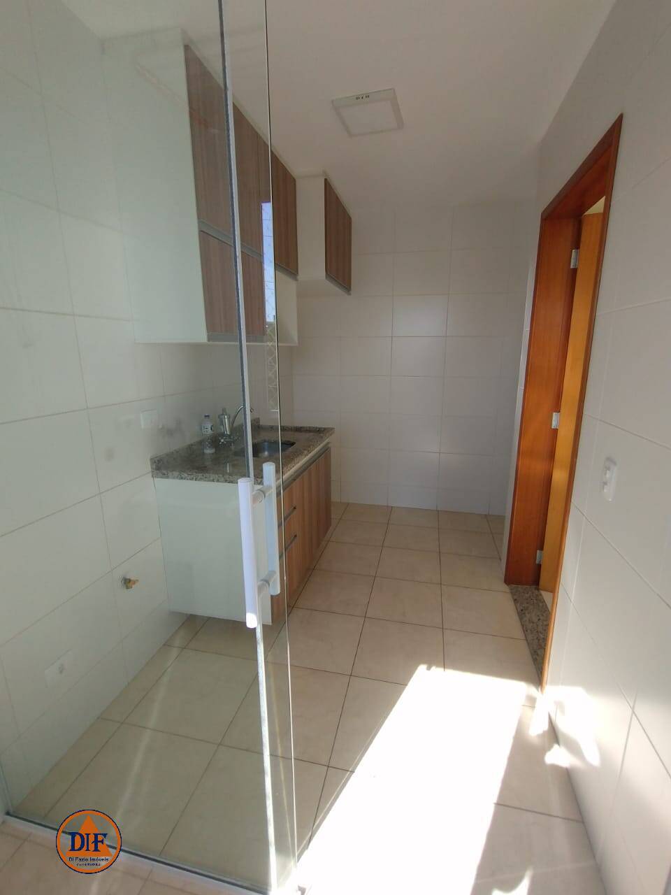 Apartamento à venda com 2 quartos, 63m² - Foto 12