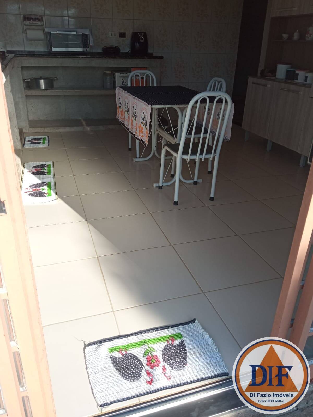 Chácara à venda com 3 quartos, 170m² - Foto 7