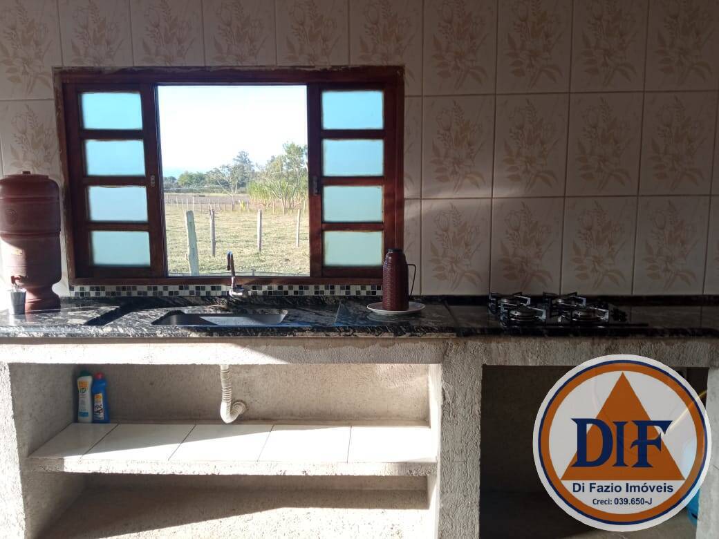 Chácara à venda com 3 quartos, 170m² - Foto 9