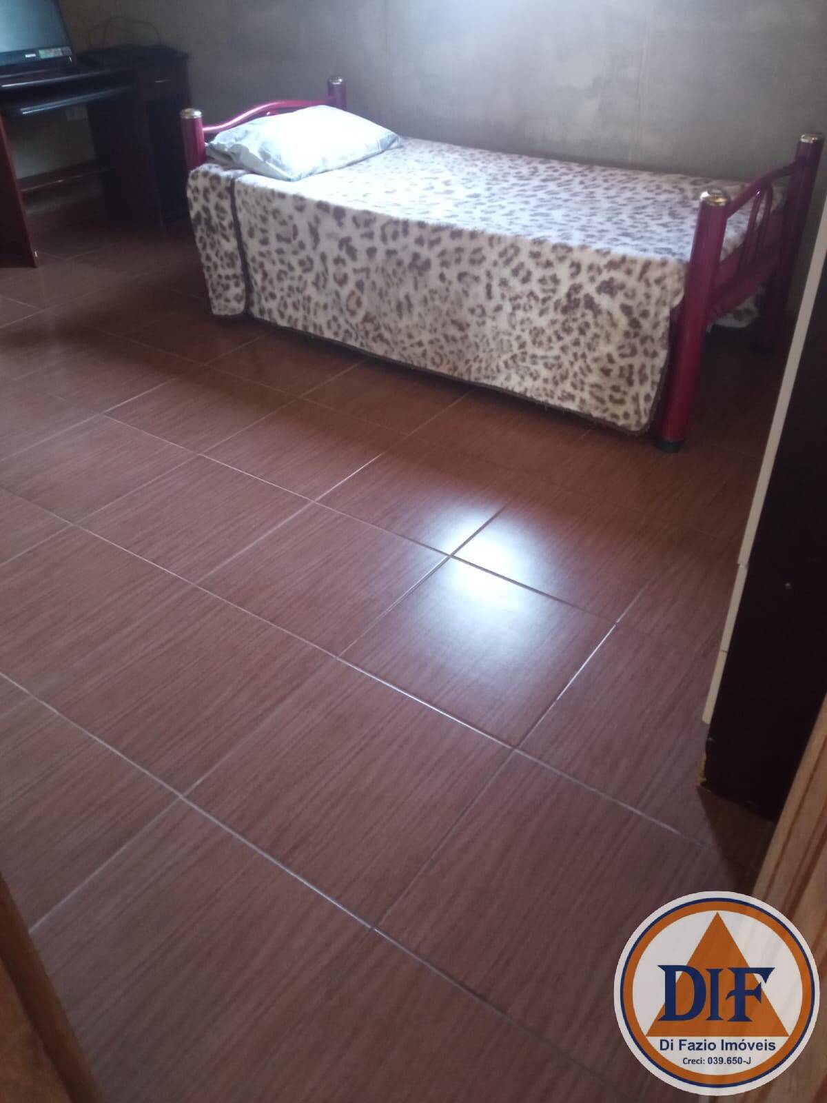Chácara à venda com 3 quartos, 170m² - Foto 18