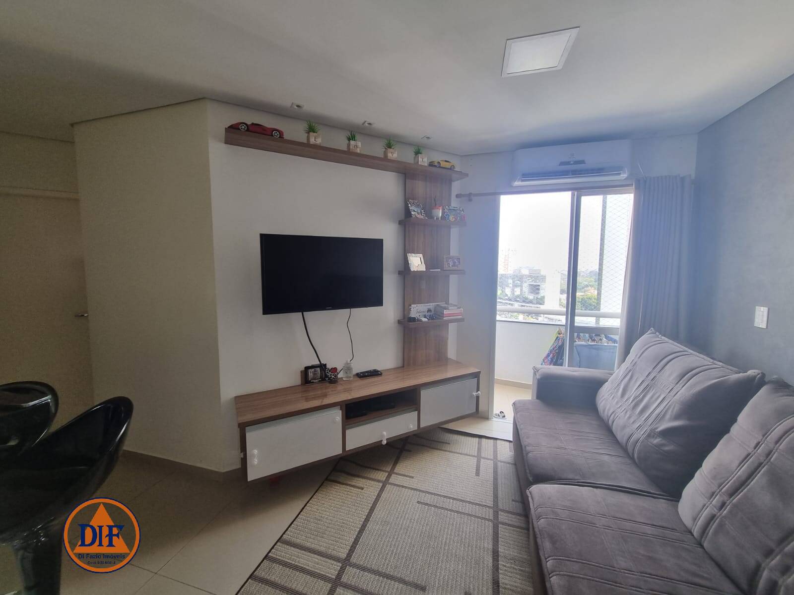 Apartamento à venda com 2 quartos, 67m² - Foto 1
