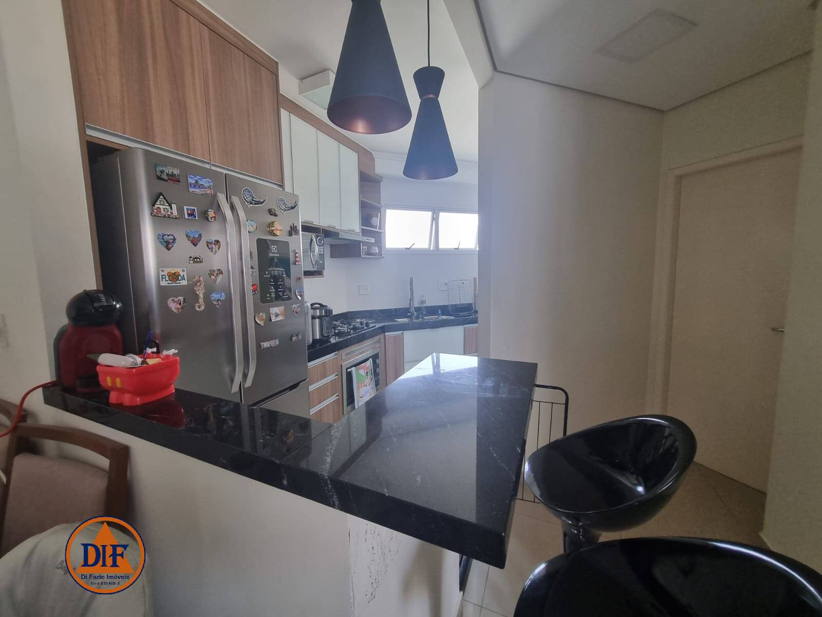 Apartamento à venda com 2 quartos, 67m² - Foto 3