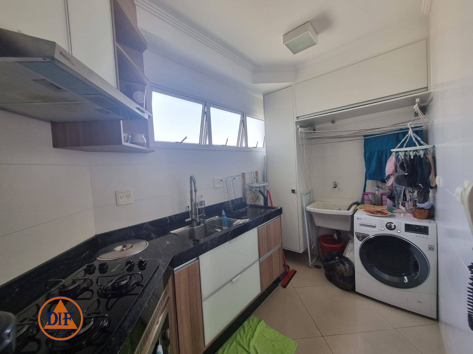 Apartamento à venda com 2 quartos, 67m² - Foto 6