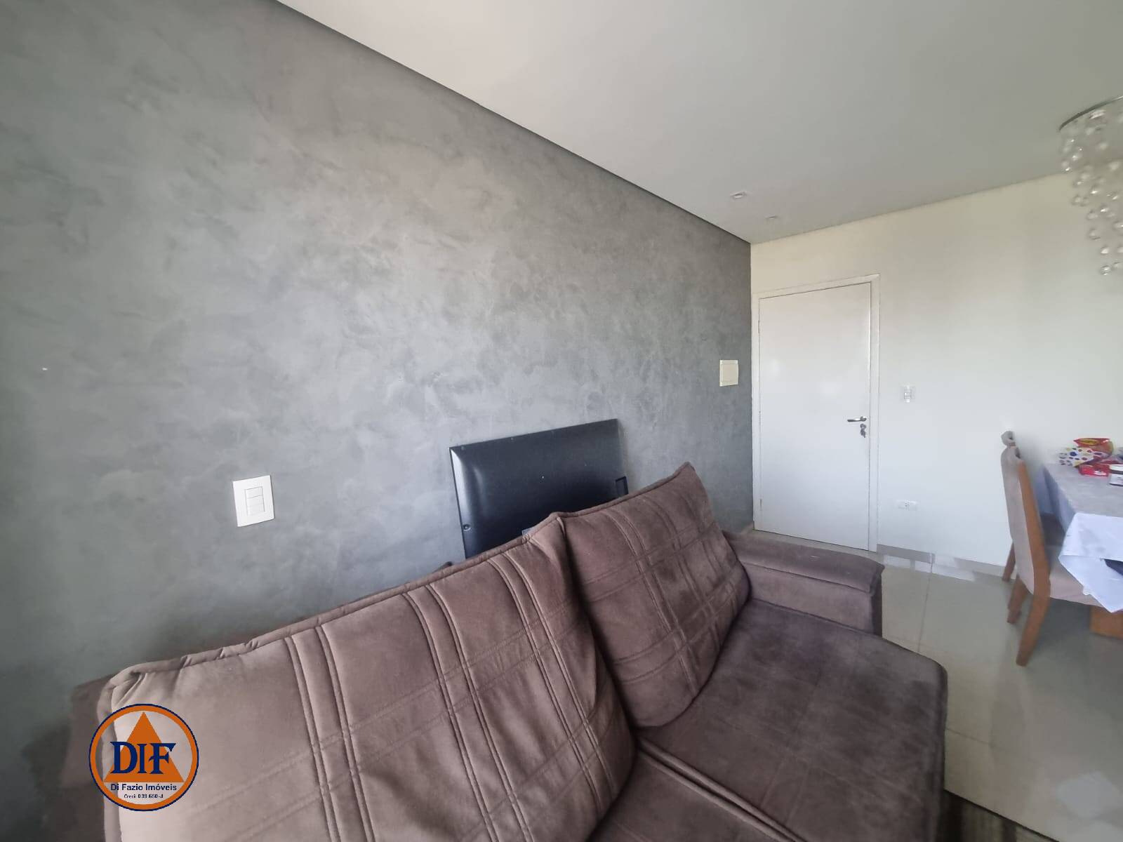 Apartamento à venda com 2 quartos, 67m² - Foto 2
