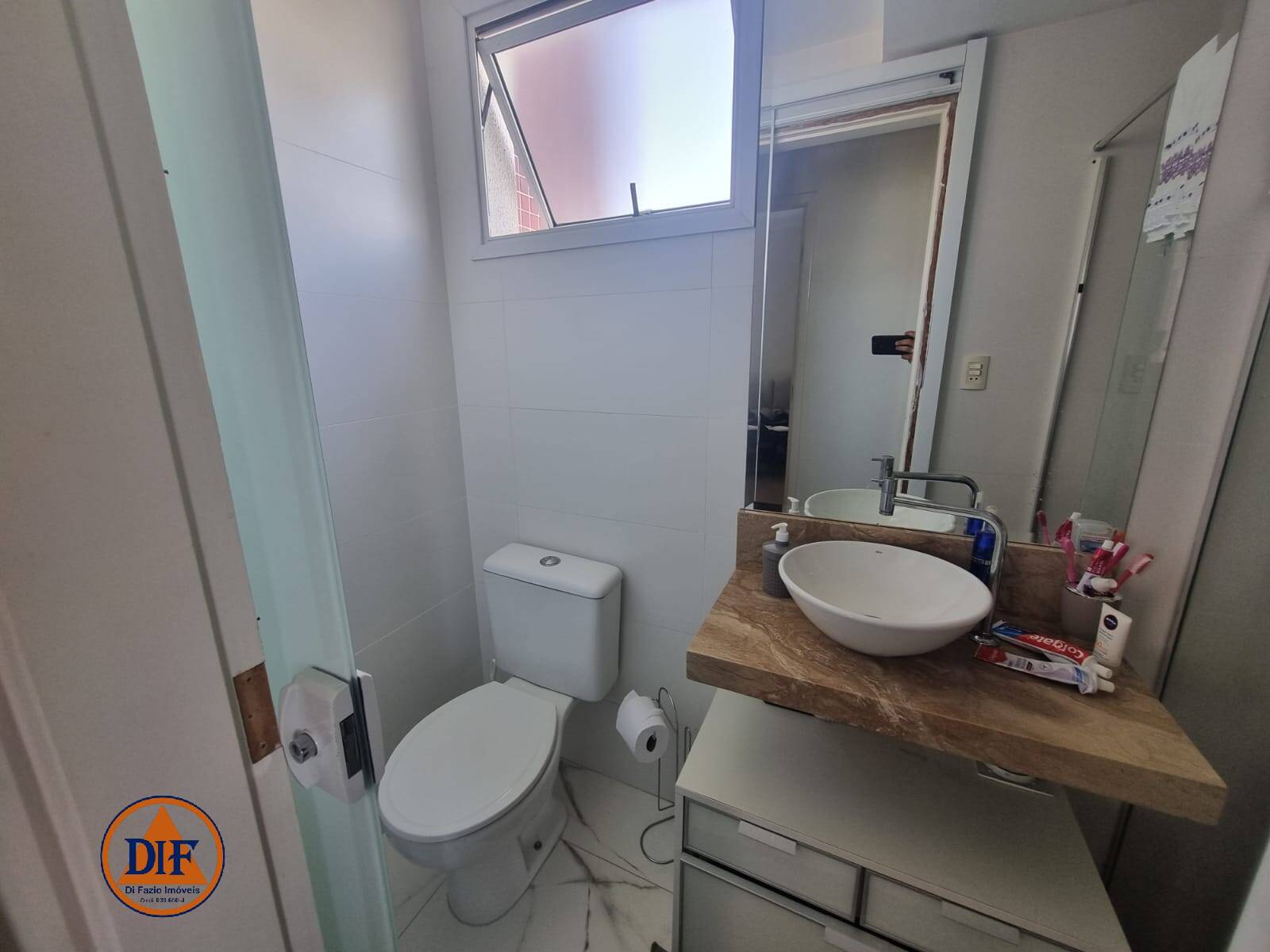 Apartamento à venda com 2 quartos, 67m² - Foto 7