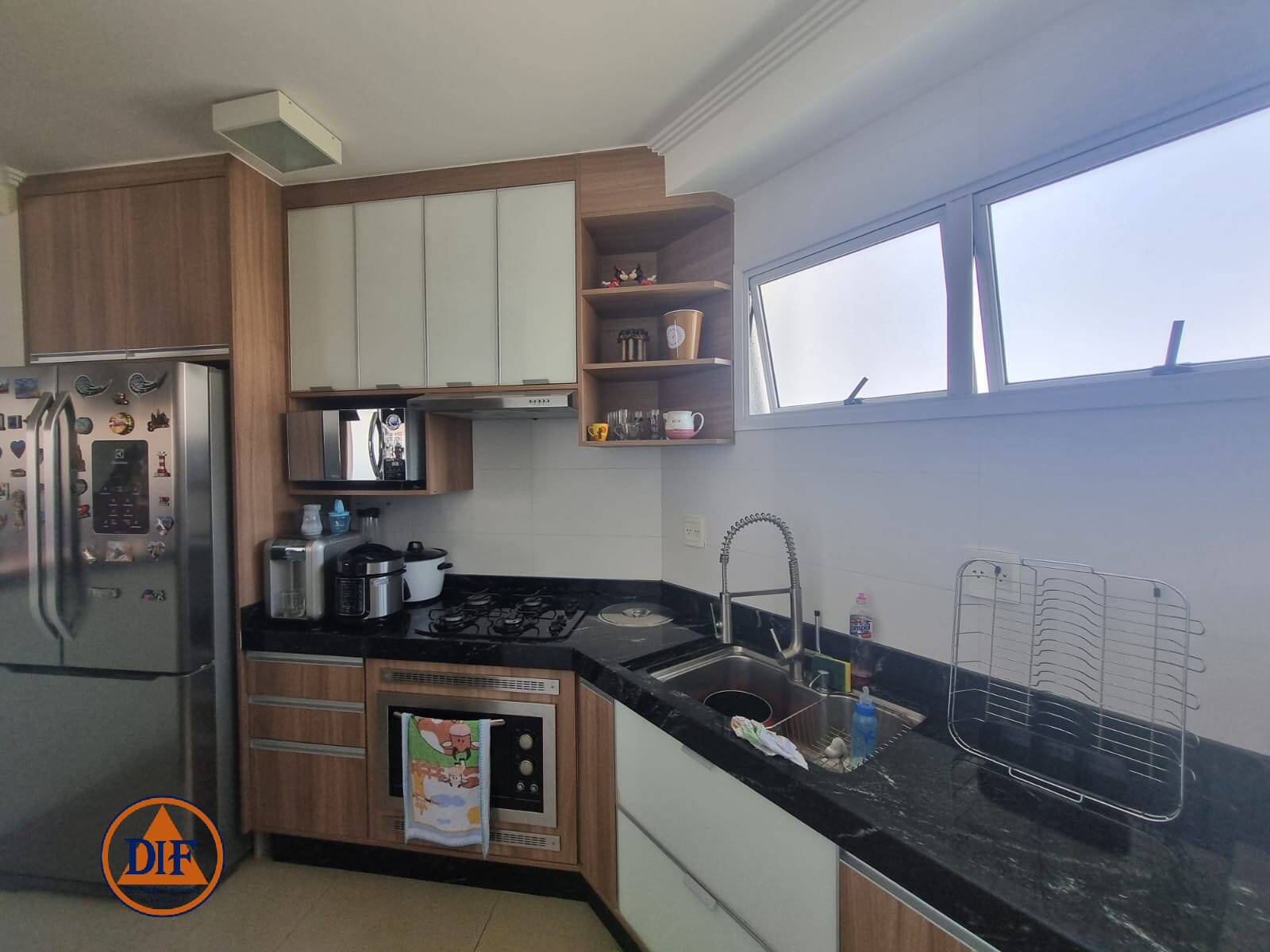 Apartamento à venda com 2 quartos, 67m² - Foto 5
