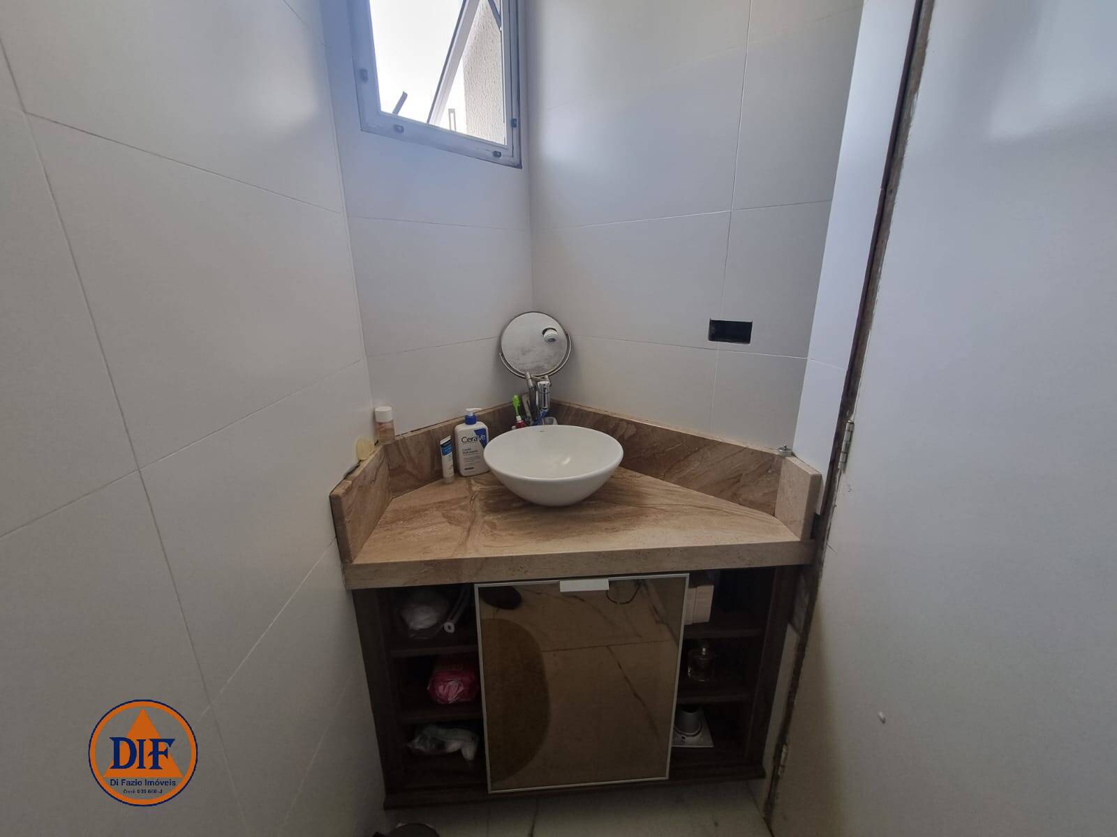 Apartamento à venda com 2 quartos, 67m² - Foto 11