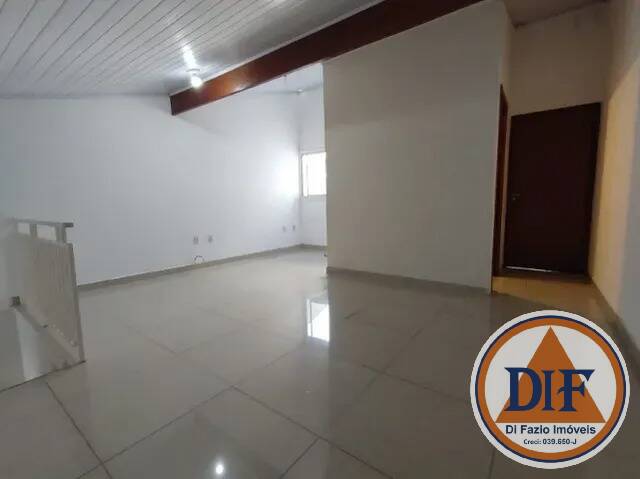 Casa à venda com 3 quartos, 165m² - Foto 14