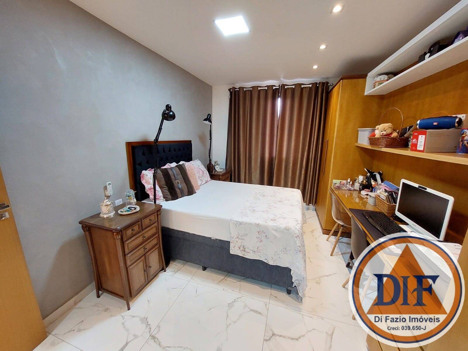 Casa à venda com 3 quartos, 144m² - Foto 11