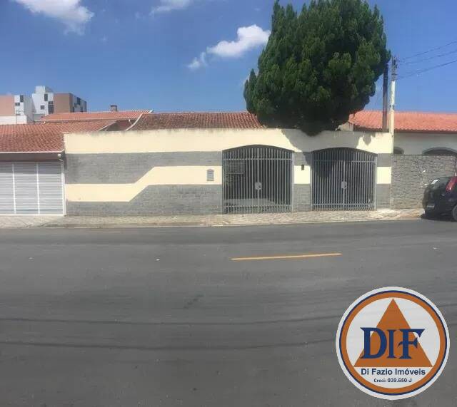 Casa, 3 quartos, 192 m² - Foto 1