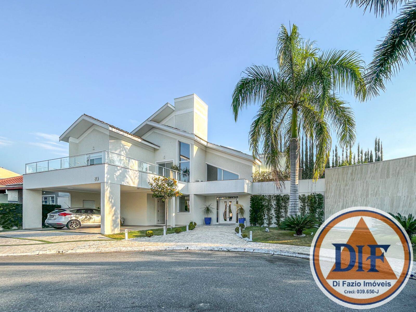 Casa à venda com 4 quartos, 441m² - Foto 3