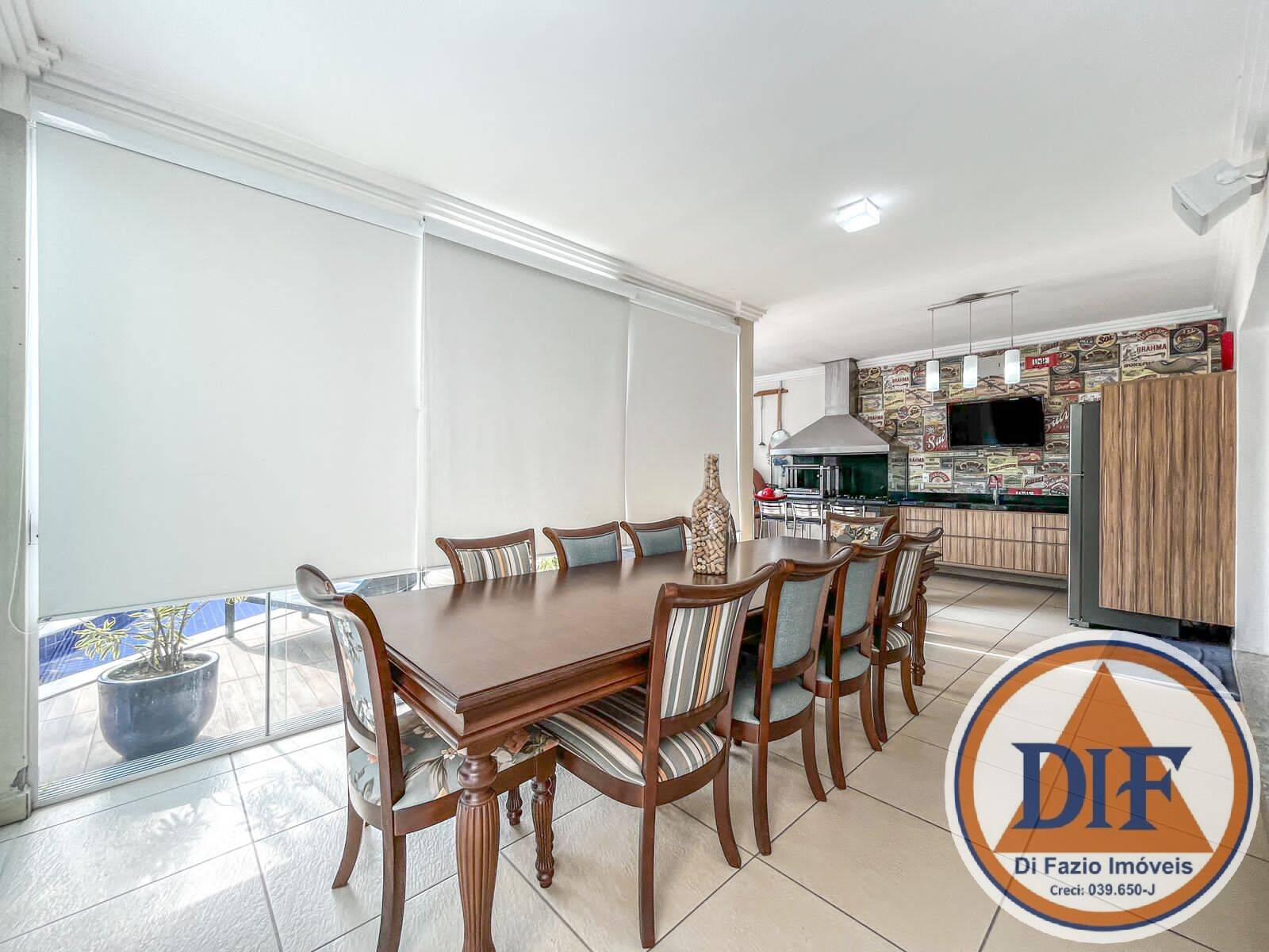 Casa à venda com 4 quartos, 441m² - Foto 22