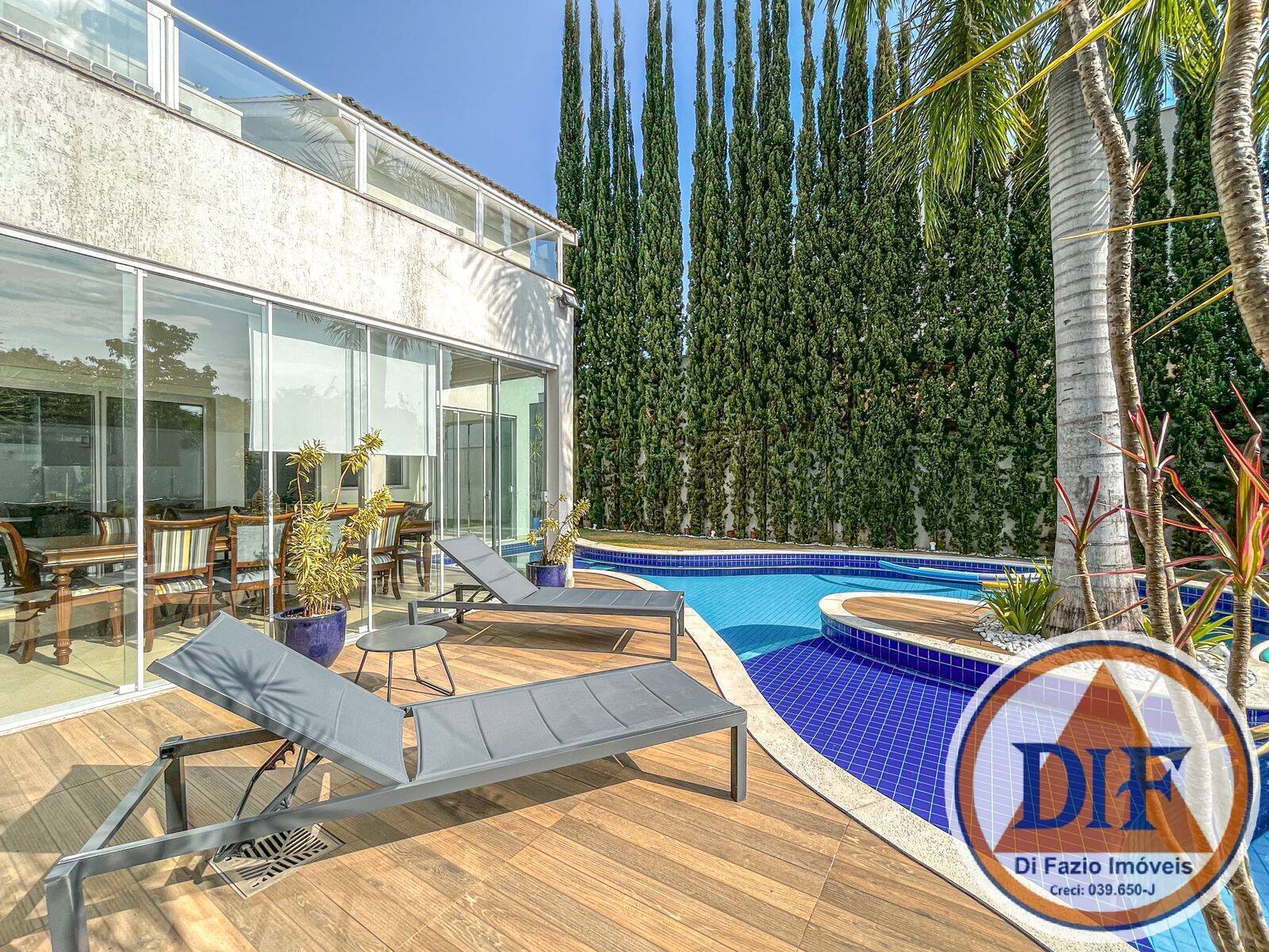 Casa à venda com 4 quartos, 441m² - Foto 25