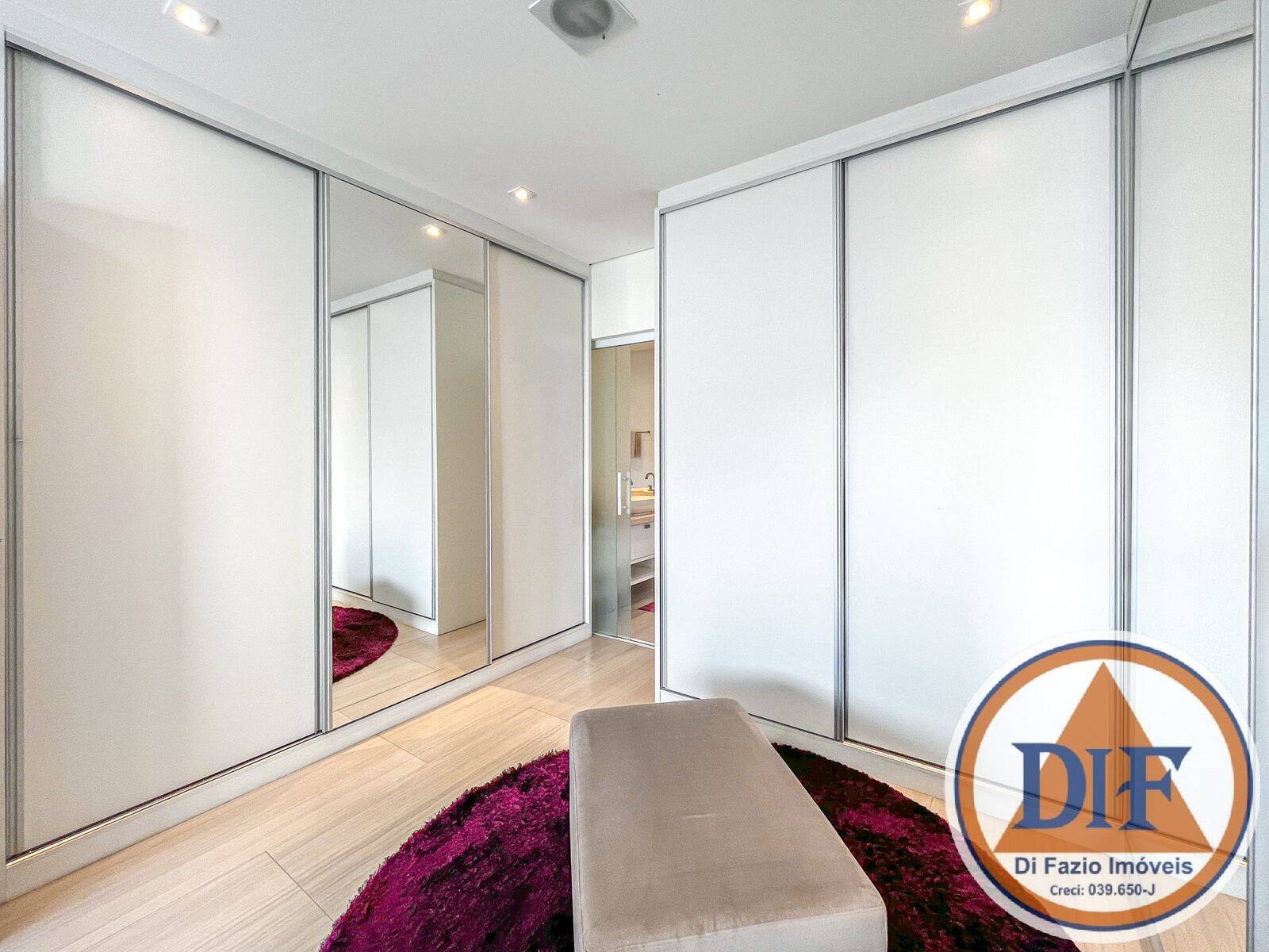 Casa à venda com 4 quartos, 441m² - Foto 42