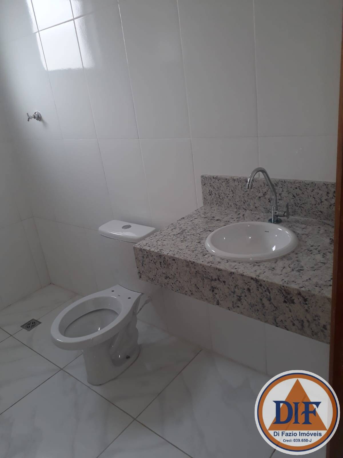 Casa à venda com 2 quartos, 67m² - Foto 7
