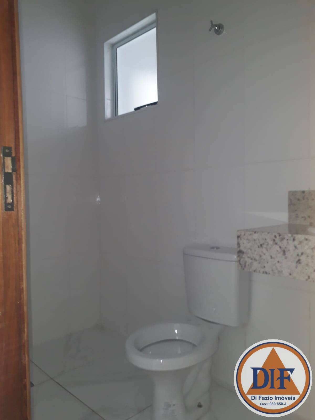 Casa à venda com 2 quartos, 67m² - Foto 11