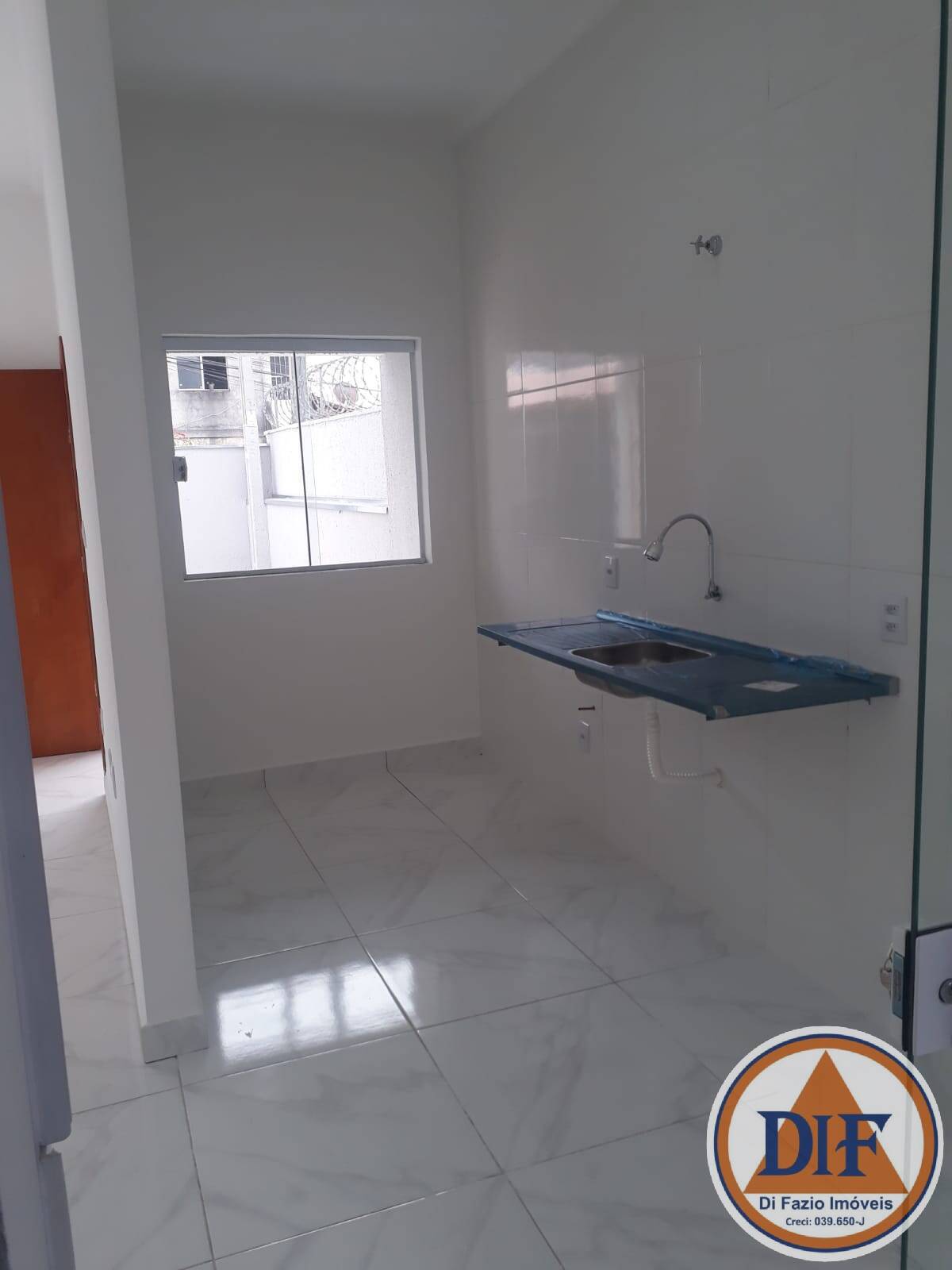 Casa à venda com 2 quartos, 67m² - Foto 14