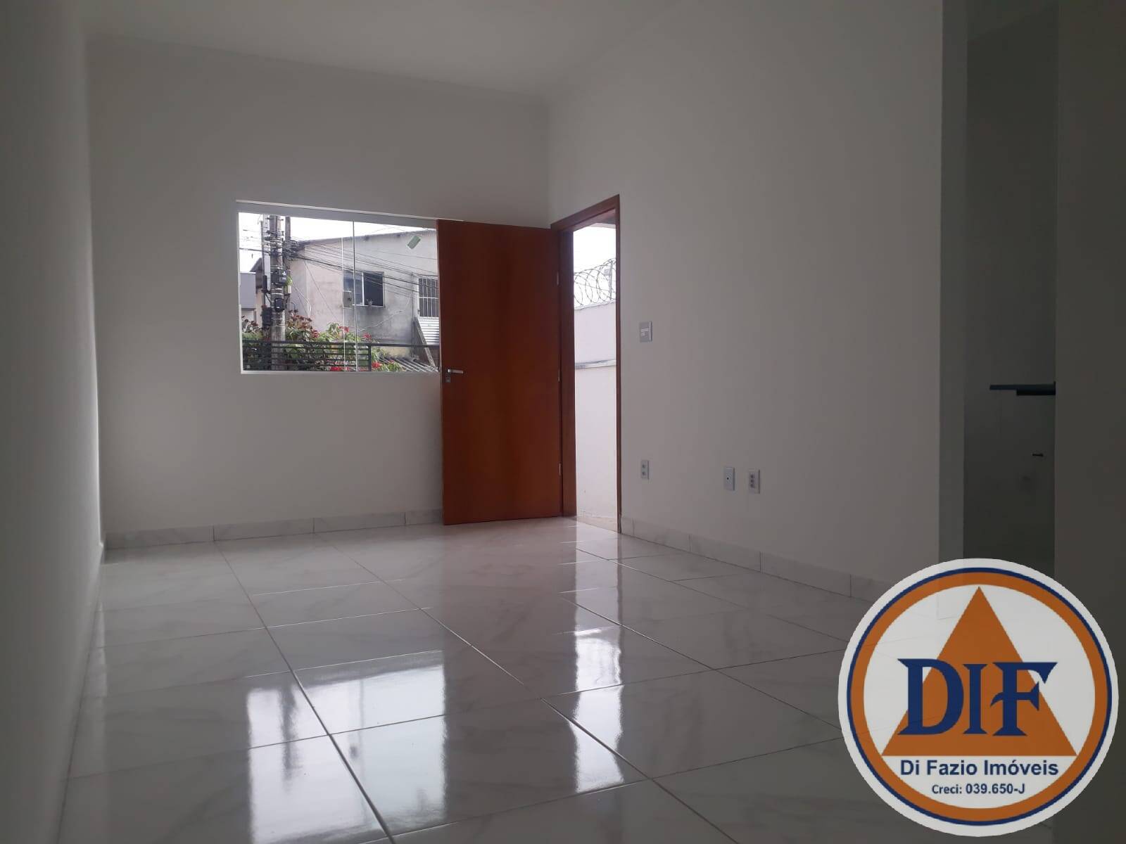 Casa à venda com 2 quartos, 67m² - Foto 16