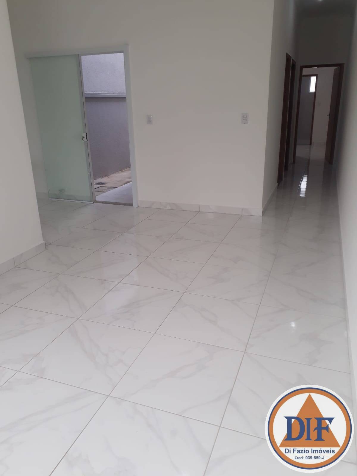 Casa à venda com 2 quartos, 67m² - Foto 17
