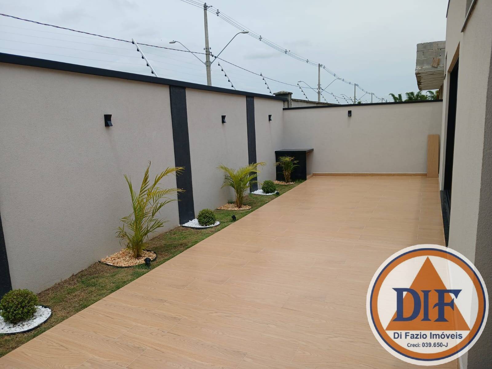 Casa à venda com 3 quartos, 170m² - Foto 4
