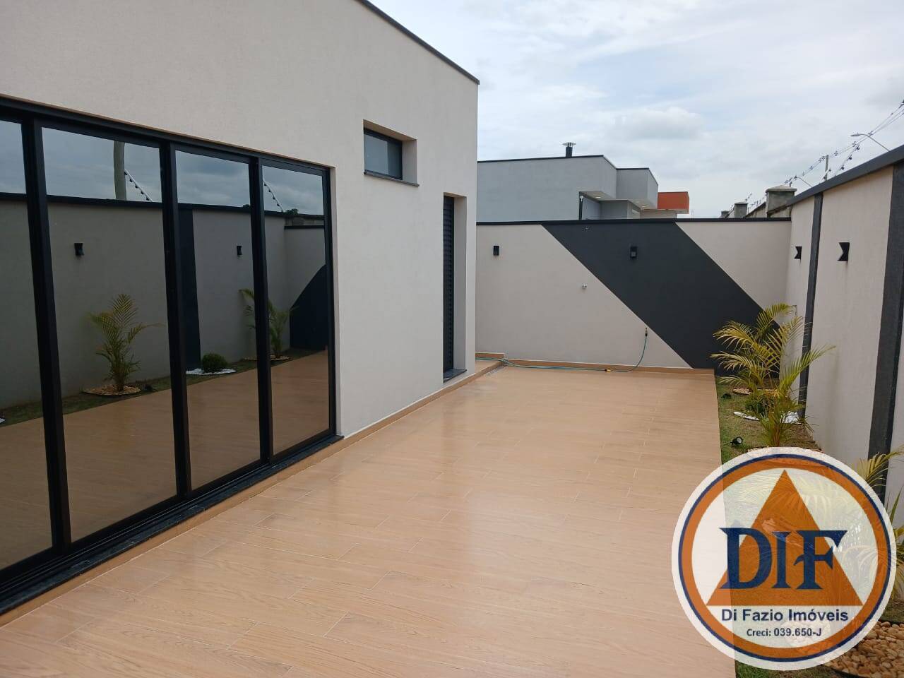 Casa à venda com 3 quartos, 170m² - Foto 10