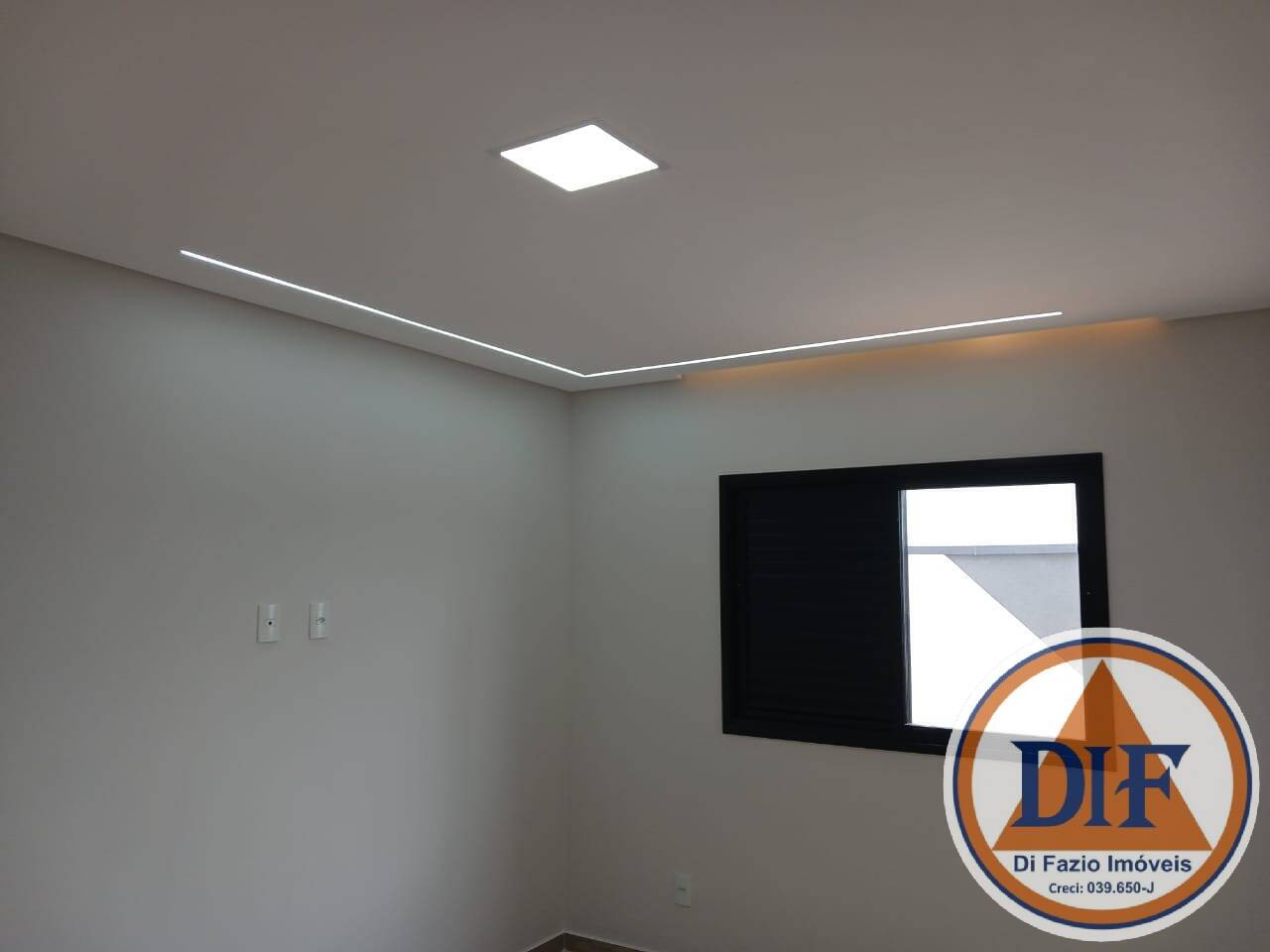 Casa à venda com 3 quartos, 170m² - Foto 12