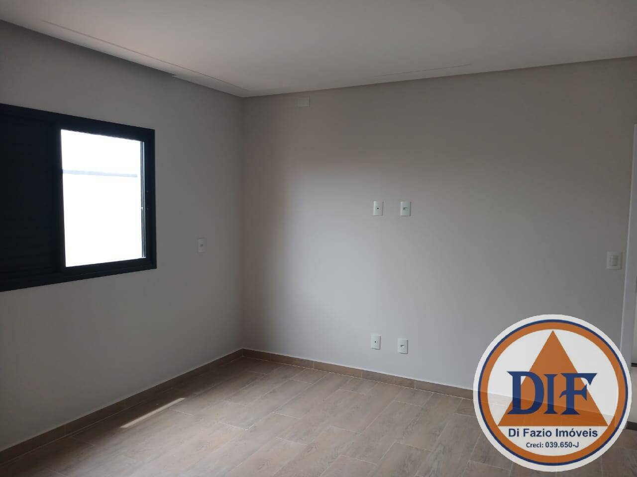 Casa à venda com 3 quartos, 170m² - Foto 17