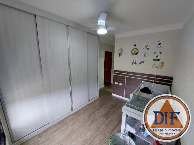 Casa, 3 quartos, 215 m² - Foto 8