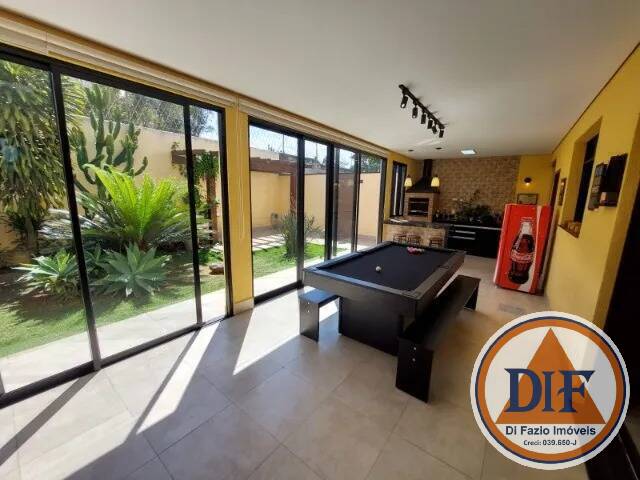 Casa, 3 quartos, 215 m² - Foto 19