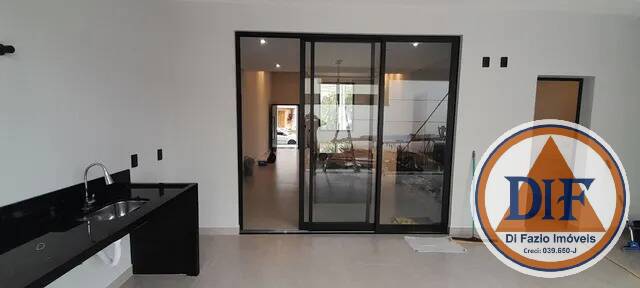 Casa, 3 quartos, 188 m² - Foto 2