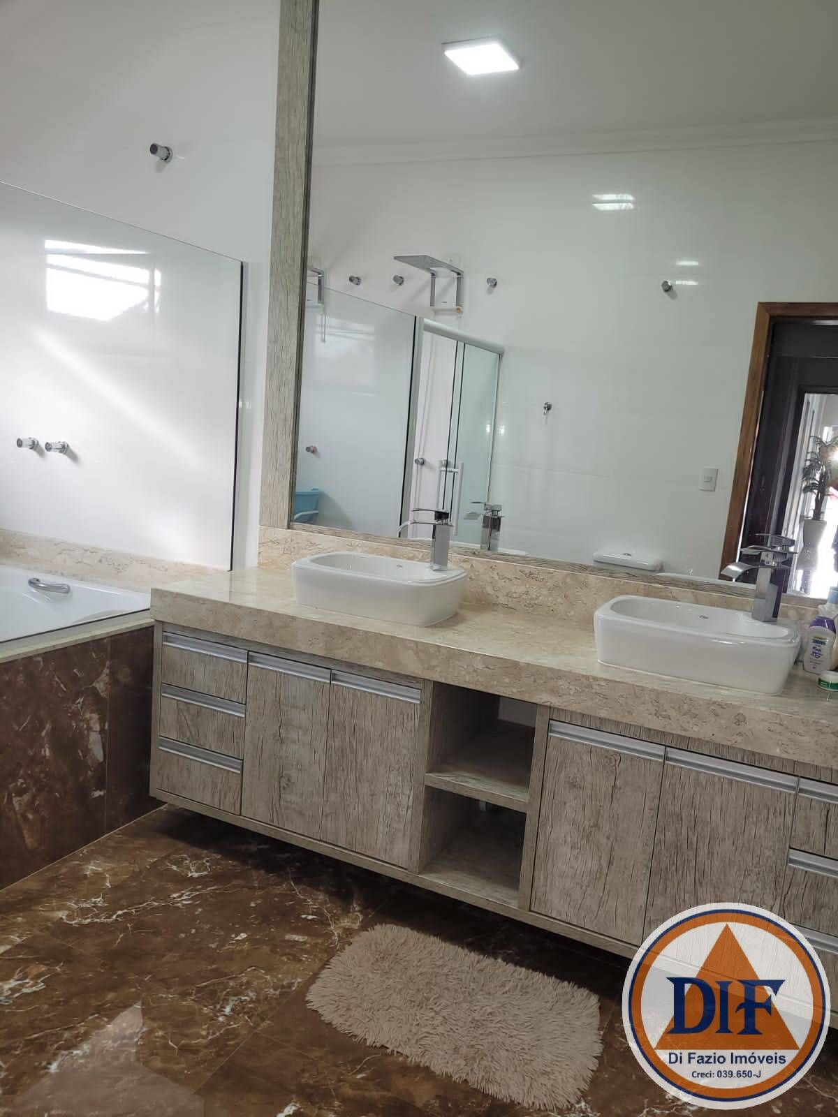 Casa, 3 quartos, 220 m² - Foto 10