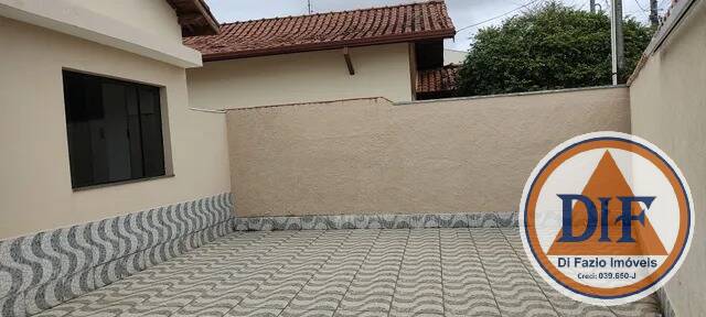 Casa à venda com 2 quartos, 90m² - Foto 3