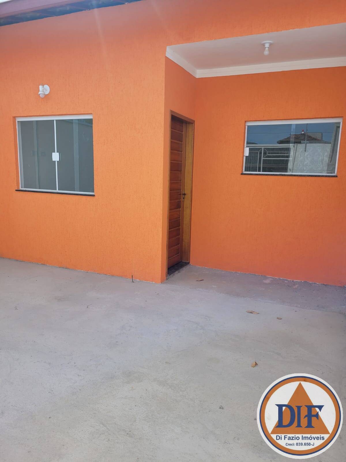 Casa, 3 quartos, 94 m² - Foto 1