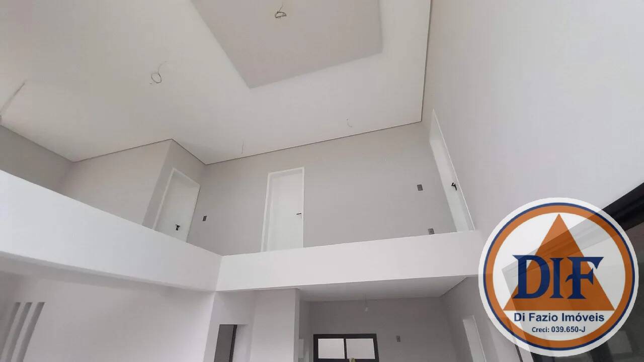 Casa, 4 quartos, 223 m² - Foto 5