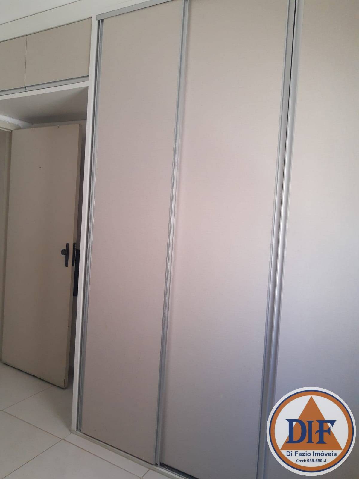 Casa à venda com 3 quartos, 125m² - Foto 8