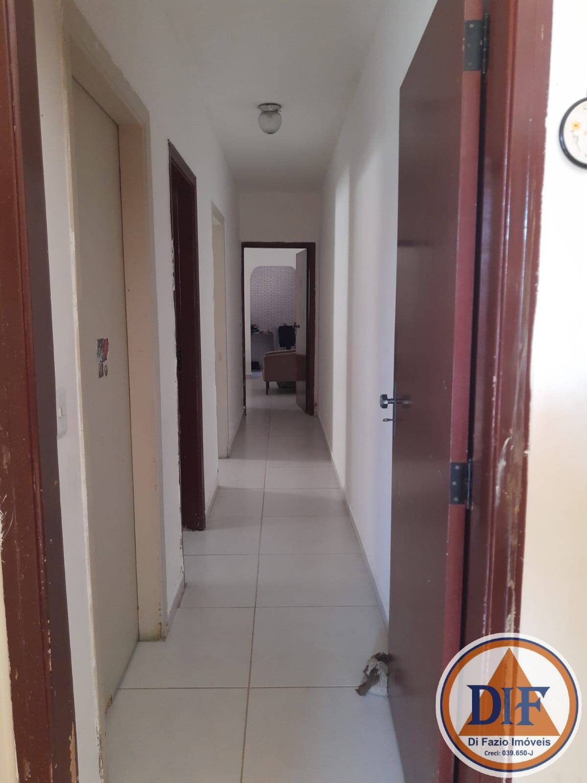 Casa à venda com 3 quartos, 125m² - Foto 11