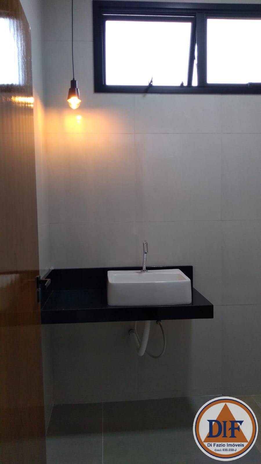 Casa à venda com 3 quartos, 157m² - Foto 6