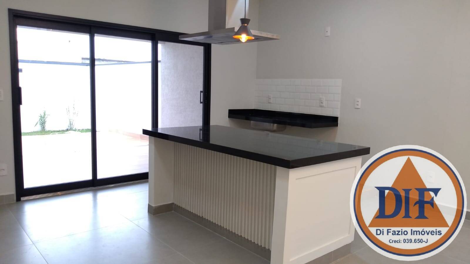 Casa à venda com 3 quartos, 157m² - Foto 9