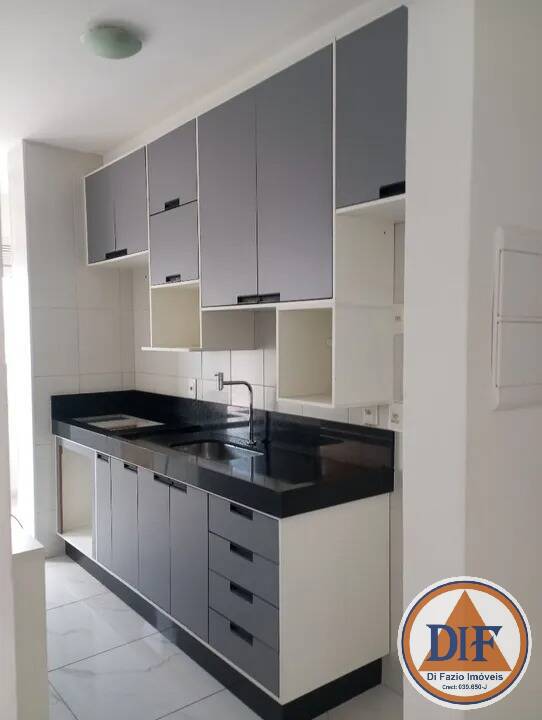 Apartamento à venda com 3 quartos, 75m² - Foto 8