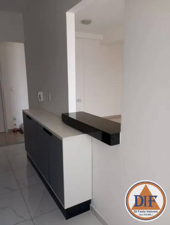 Apartamento à venda com 3 quartos, 75m² - Foto 10
