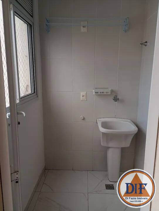 Apartamento à venda com 3 quartos, 75m² - Foto 9