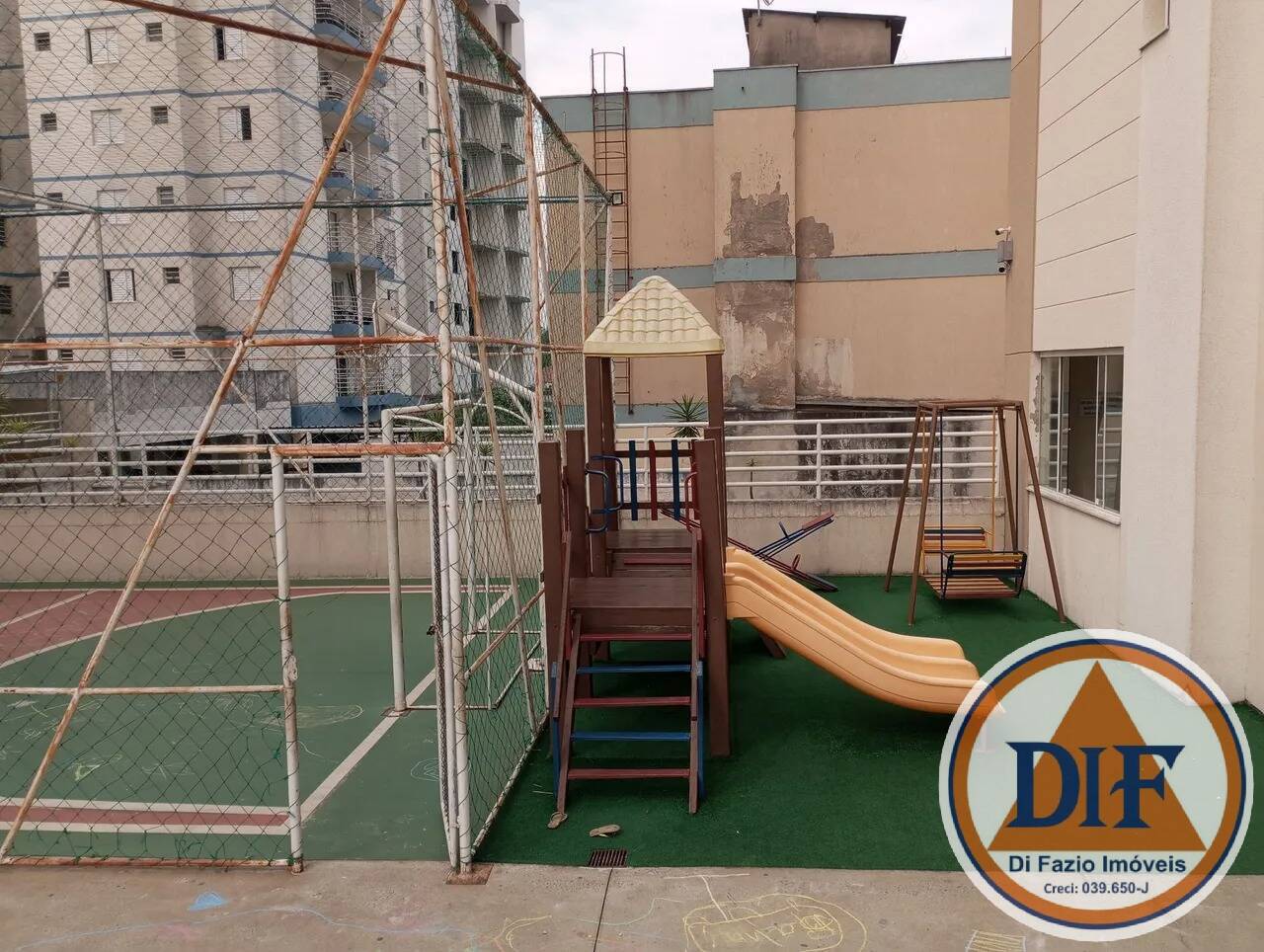 Apartamento à venda com 3 quartos, 75m² - Foto 12